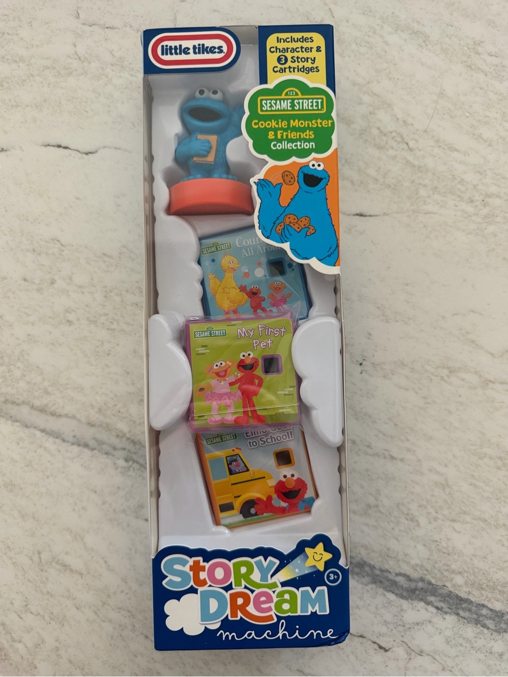 NIB Little Tikes Story Dream Machine Sesame Street Cookie Monster & Friends Pack